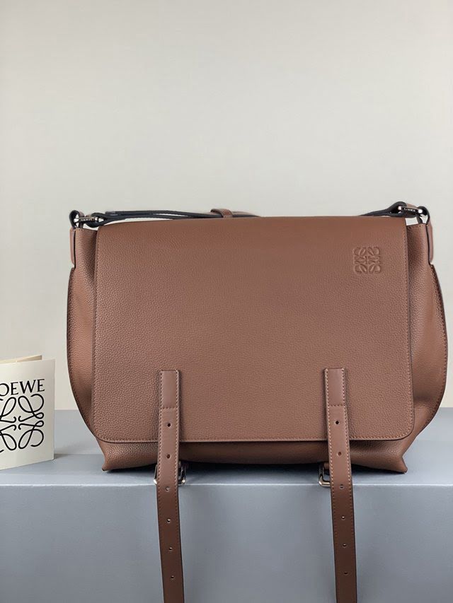 LOEWE包包 羅意威小號Military Messenger信差包 羅意威男士斜挎郵差包 36034  tcl1063