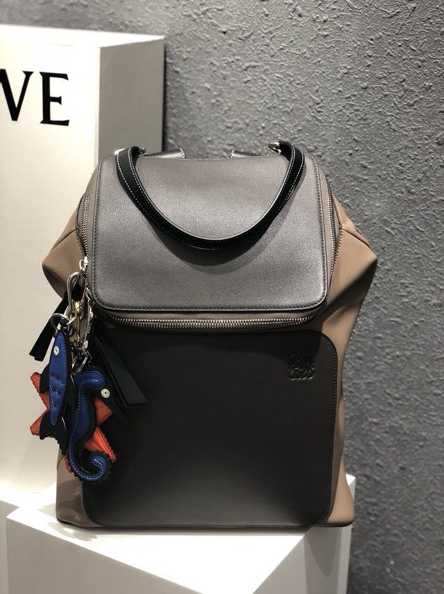 LOEWE爆款包包 羅意威拼接雙肩包 325  tcl1270