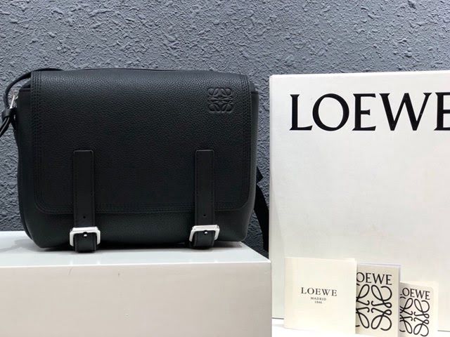 LOEWE新款包包 羅意威military messenger經典信使包 羅意威小挎包 11358  tcl1276