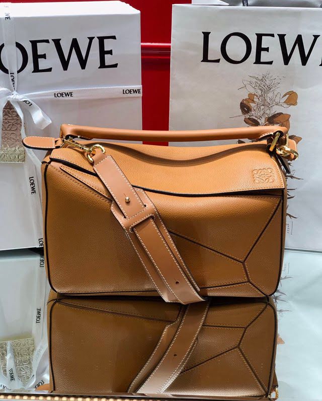 LOEWE經典爆款包包 羅意威中號Puzzle拼接手提斜挎包 10171  tcl1299