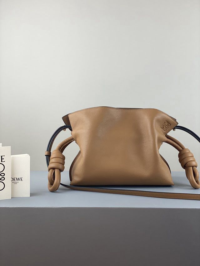 LOEWE包包 羅意威Flamenco繩結包 羅意威肩背斜挎手拿包 10855  tcl1404