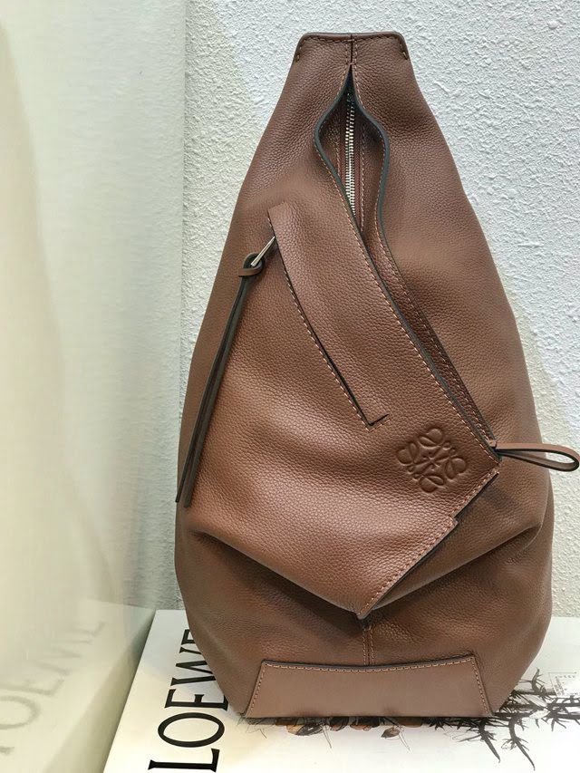 LOEWE情侶款包包 羅意威Anton Backpack 羅意威單肩斜挎胸包 10252  tcl1414