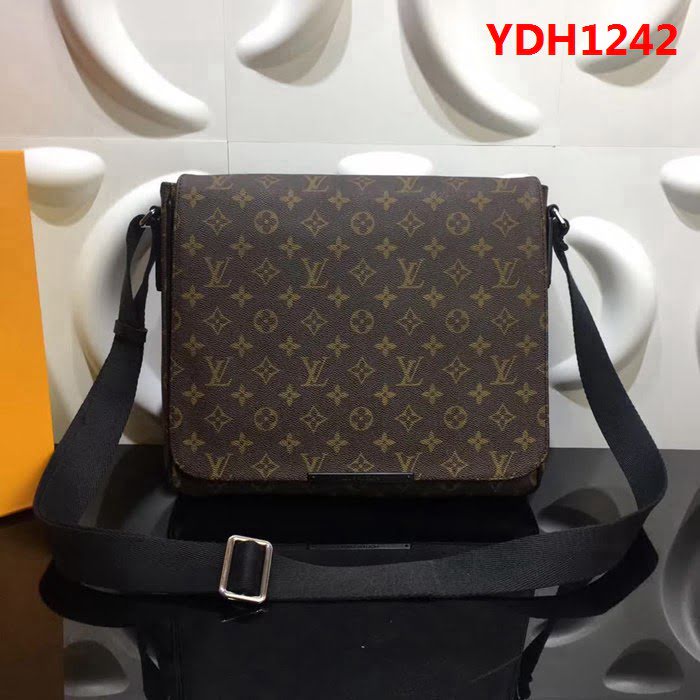 路易威登LV頂級原單 M40934 DISTRICT中號斜挎包 可調節肩帶 YDH1242