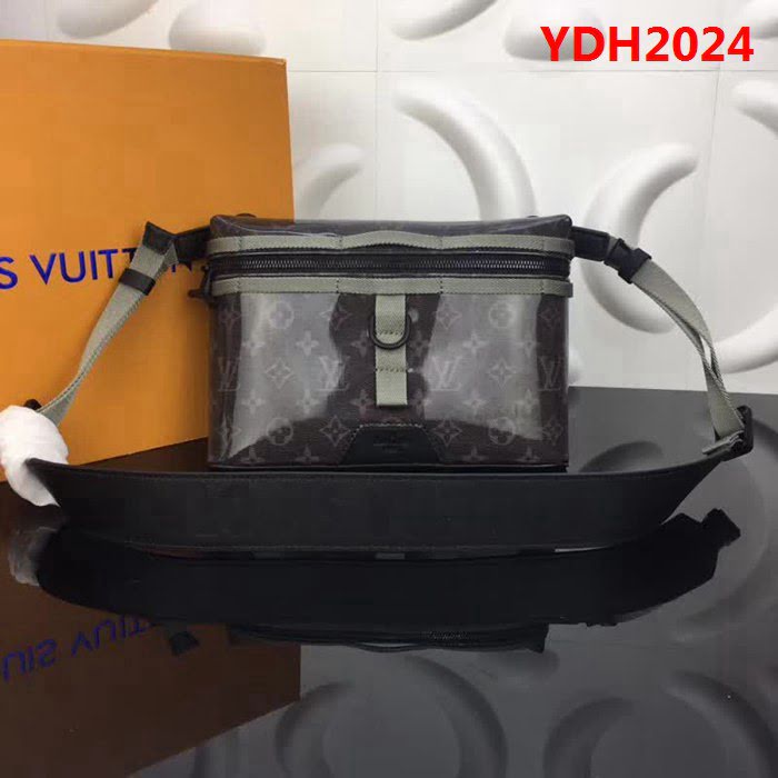 路易威登LV頂級原單2018秋冬新款M52218黑花 Messenger小號斜跨郵差包 YDH2024