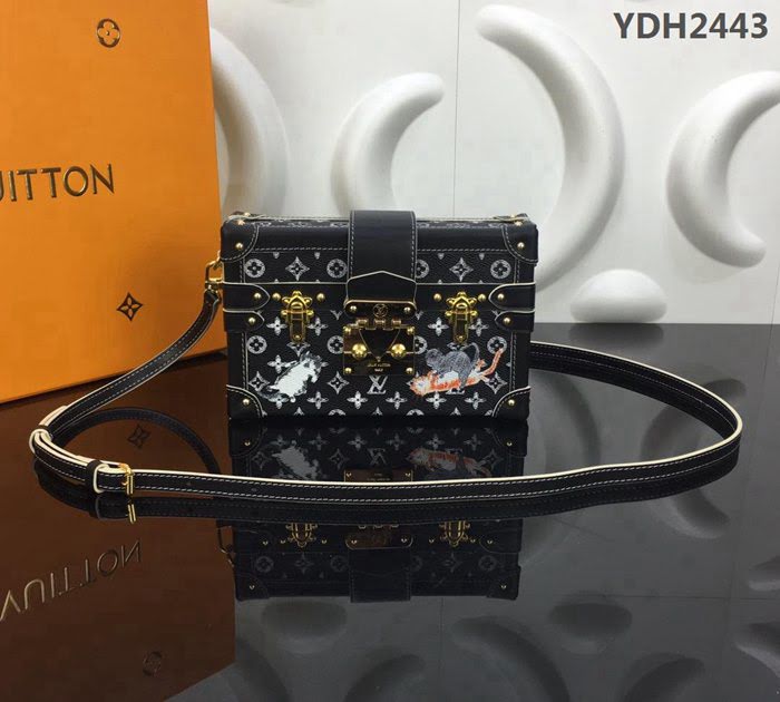 路易威登LV 頂級原單 M44461 2019早春系列 Petite Malle手袋 飾有活潑可愛的貓犬圖案  YDH2443