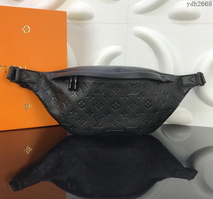 路易威登LV女包 頂級原單 M44388 壓紋小牛皮 Discovery腰包 休閒時尚風格 佩戴於腰間 肩背或斜挎  ydh2668