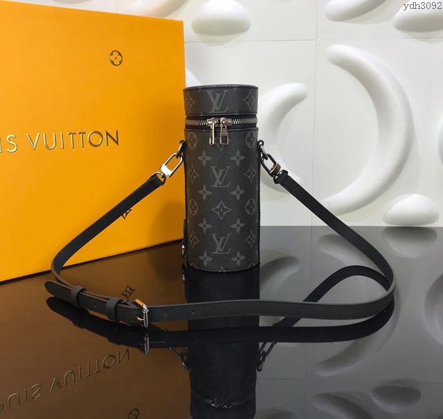 LV女包 GI0398 路易威登黑花小包 LV瓶套包 LV水壺包 LV斜挎包 LV單肩包  ydh3092