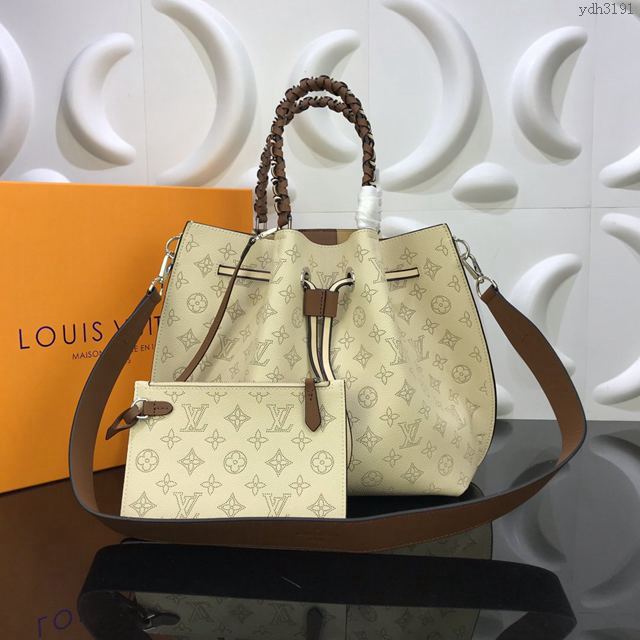 LV包 LV女包 M53915 Girolata手袋 鏤花穿孔工藝 大號Tote包 LV肩背女包  ydh3191