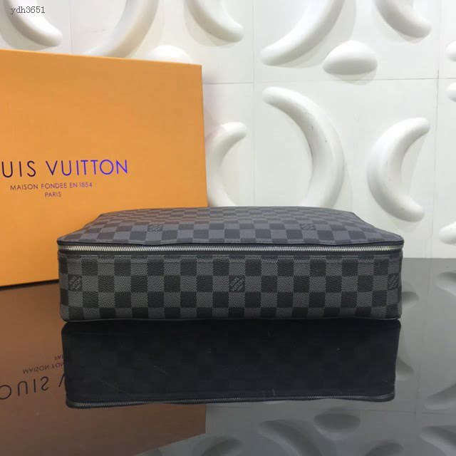 LV包包 LV新款女包 Packing Cube大號手袋 LV黑格收納袋 收納盒  ydh3651