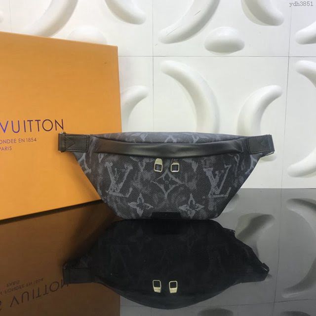 lv新款包包 路易威登Discovery腰包 lv男士腰包 M57276  ydh3851