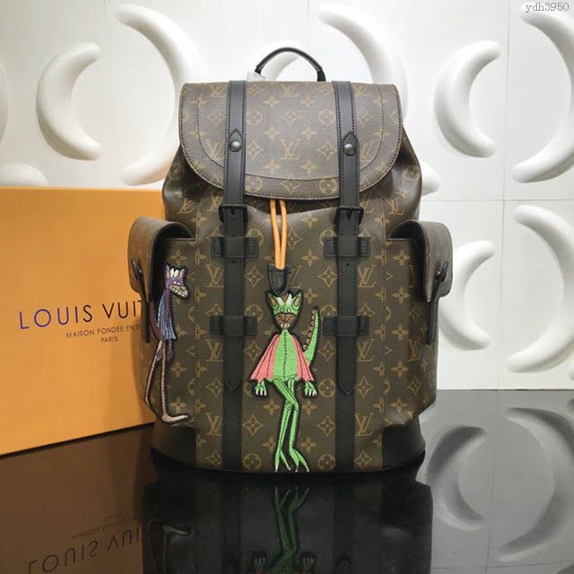 lv新款包包 路易威登Christopher雙肩包 Monogram帆布 2021春夏款 lv老花後背包  ydh3950