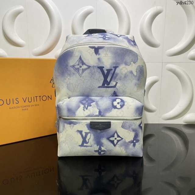 LV專櫃新款男包 路易威登Discovery雙肩包 M45760 夢幻水彩描繪Monogram花卉字母 LV男士後背包  ydh4230