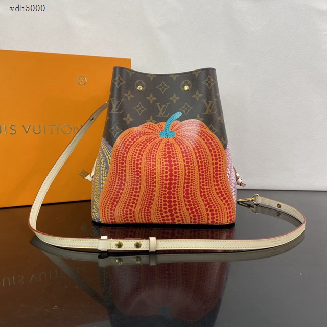Lv路易威登專櫃新款NéoNoé手袋 LV草間彌生合作系列南瓜圖案肩背水桶包 ydh5000