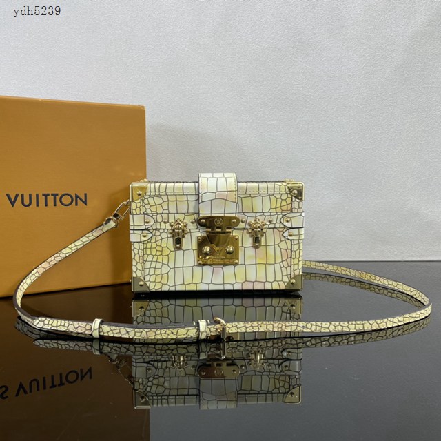 Lv路易威登2023專櫃新款Petite Malle手袋 LV鱷魚皮革袖珍硬箱斜挎男包 N82327 ydh5239