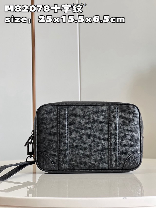 LV專櫃2023新款Pochette Kasai手包 M82078十字紋 路易威登黑色全皮男士手拿包 dn1285