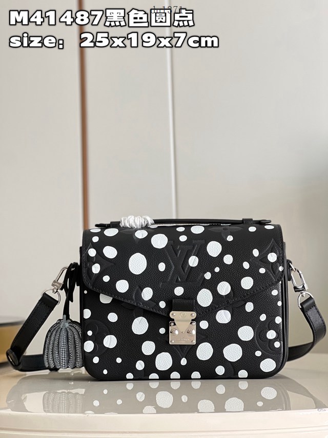 LV專櫃2023新款LV x YK Pochette Métis手袋 M41487黑色圓點 路易威登單肩斜挎女包 dn1371