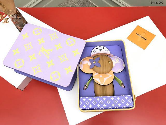 lv飾品 VIVIENNE玩偶 高端定制 lv擺件  lvqb1002