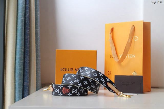 lv肩帶 BANDOULIERE 肩帶 J02435 2019早春系列 lv配飾品  lvqb1298