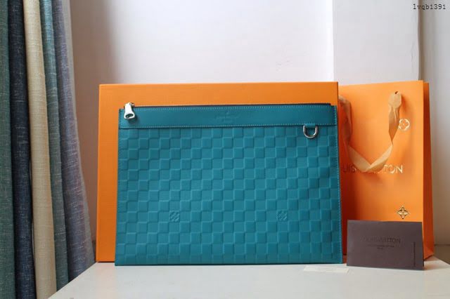 lv手包 M60112壓格 Pochette Apollo手袋 lv小牛皮男士手拿包  lvqb1391