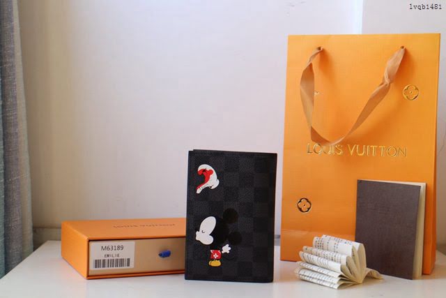 lv護照夾 M64411 lv原單護照套 路易威登護照套  lvqb1481