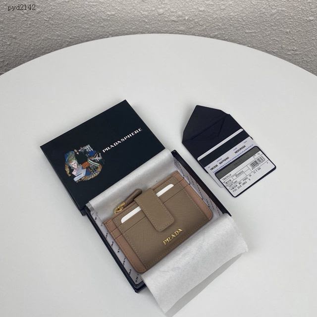 prada卡包 普拉達專櫃最新爆款 Saffiano皮革卡片夾 1MC038 prada爆款女士卡包  pyd2142
