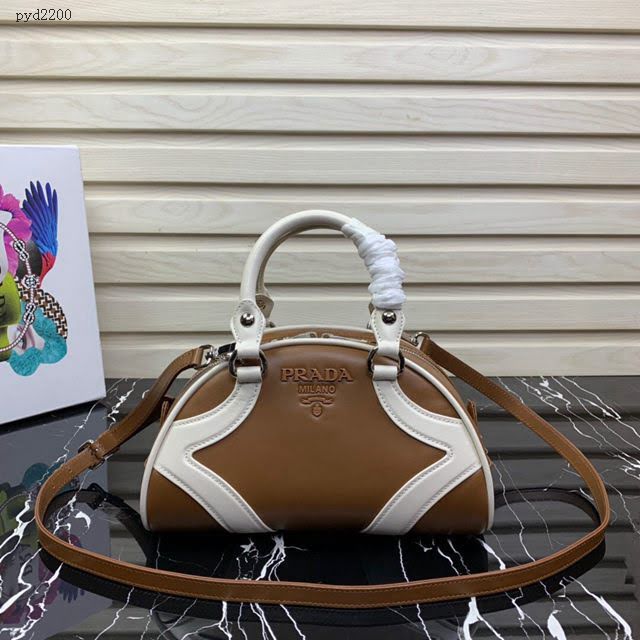 prada女包 普拉達2020年專櫃最新款 小牛皮女士手提包 1BB071 拼接菱形圖案 prada單肩女包  pyd2200
