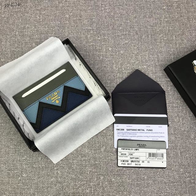 prada錢包 普拉達2020專櫃爆款 1MC208 Prada信用卡夾 Prada十字紋牛皮卡包  pyd2346