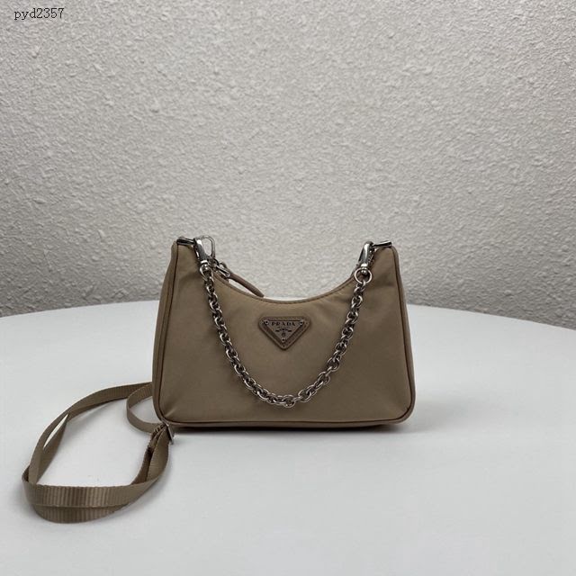 prada女包 普拉達新款mini Hobo杏色手拎包 1TT122 Prada單肩斜挎包 Prada三合一腋下包  pyd2357