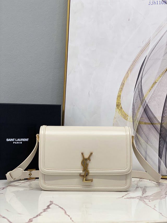 YSL爆款女士包包 聖羅蘭經典款MONOGRAM金屬旋扣大號郵差包 YSL肩背斜挎包 634305  jjh1109