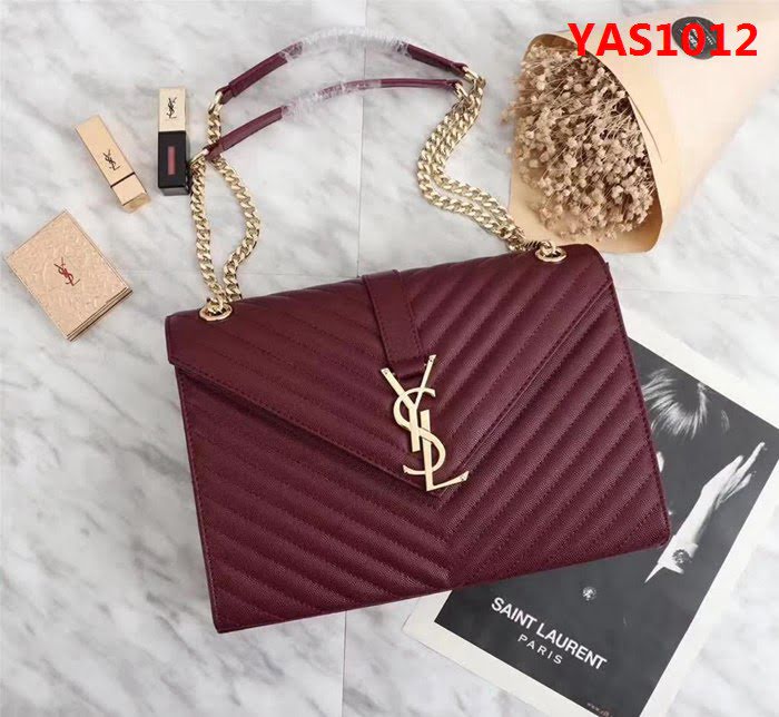 YSL聖羅蘭 經典款 互扣式金屬YSL標誌 原版球紋皮老紅色肩背包 26588 YAS1012
