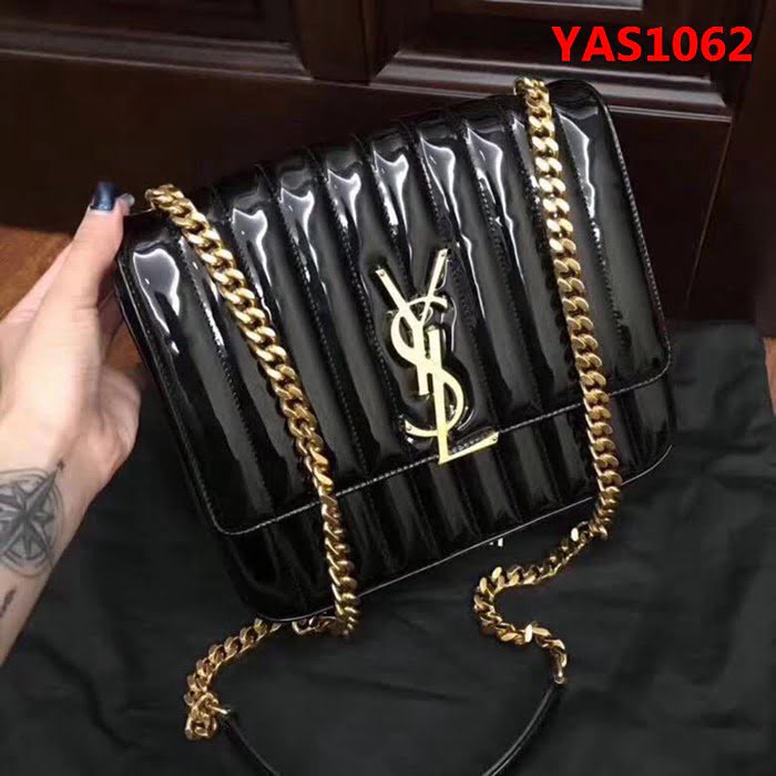 YSL聖羅蘭 新款 LARGE VICKY BAG 黑色漆皮小牛皮鏈條包 532595 YAS1062