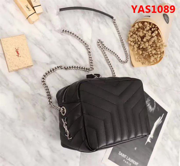 YSL聖羅蘭 2018新款 復古五金鏈條肩背包 26822 YAS1089