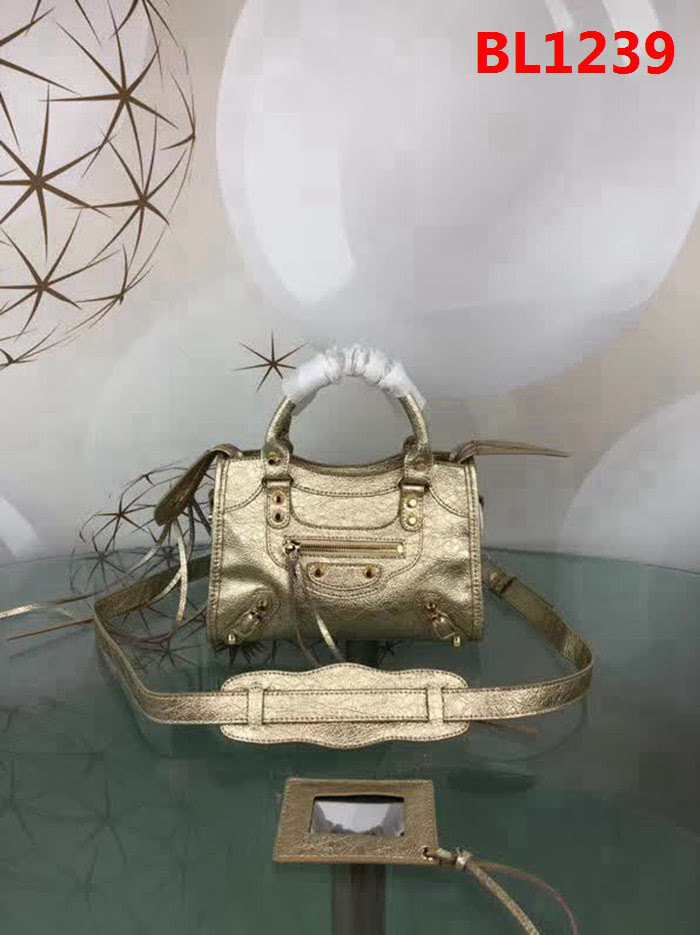 BALENCIAG巴黎世家 原版 義大利進口爆裂銀皮 新款 手提單肩斜挎包  BL1239
