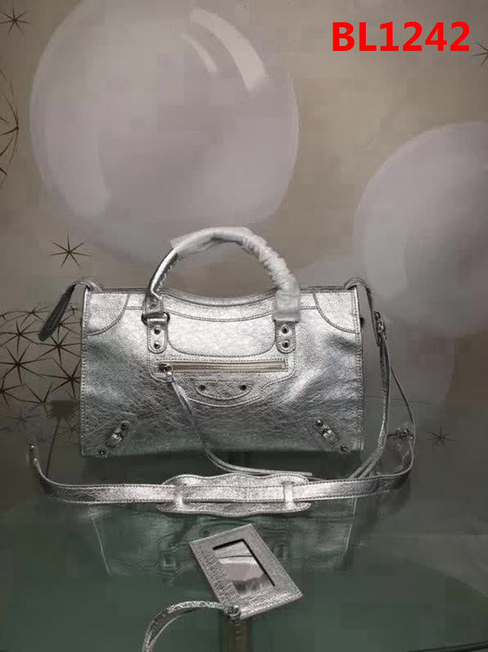 BALENCIAG巴黎世家 原版 義大利進口爆裂銀皮 新款 手提單肩斜挎包  BL1242