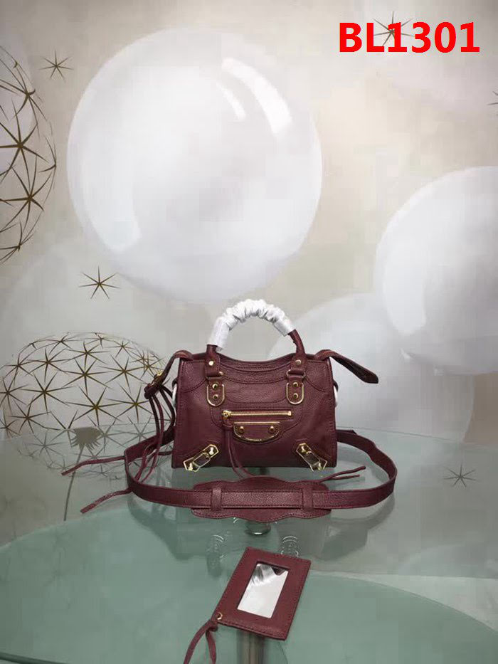BALENCIAG巴黎世家 原版義大利進口山羊皮 小金釘 可單肩斜挎  BL1301