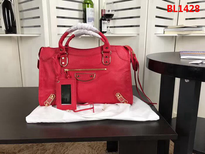 BALENCIAG巴黎世家 經典機車 原版山羊皮 包邊五金款 簡單時尚風格 手提肩背斜挎包  BL1428