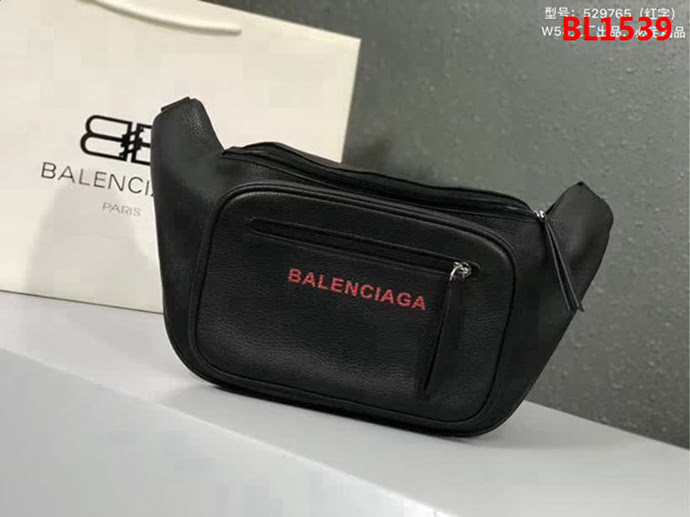 BALENCIAG巴黎世家 頂級原單質量 摔紋小牛皮 胸包 腰包 男女同款 529765（紅字）  BL1539