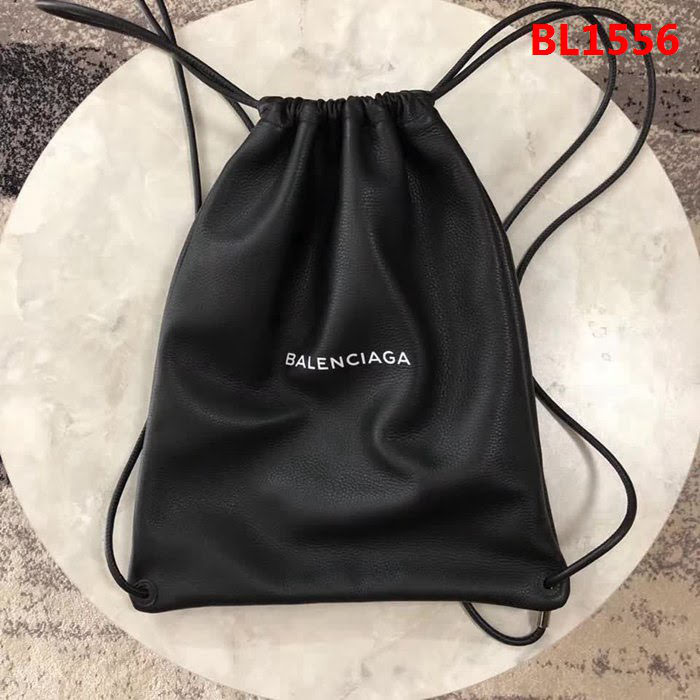 BALENCIAG巴黎世家 新品 抽繩背包  BL1556