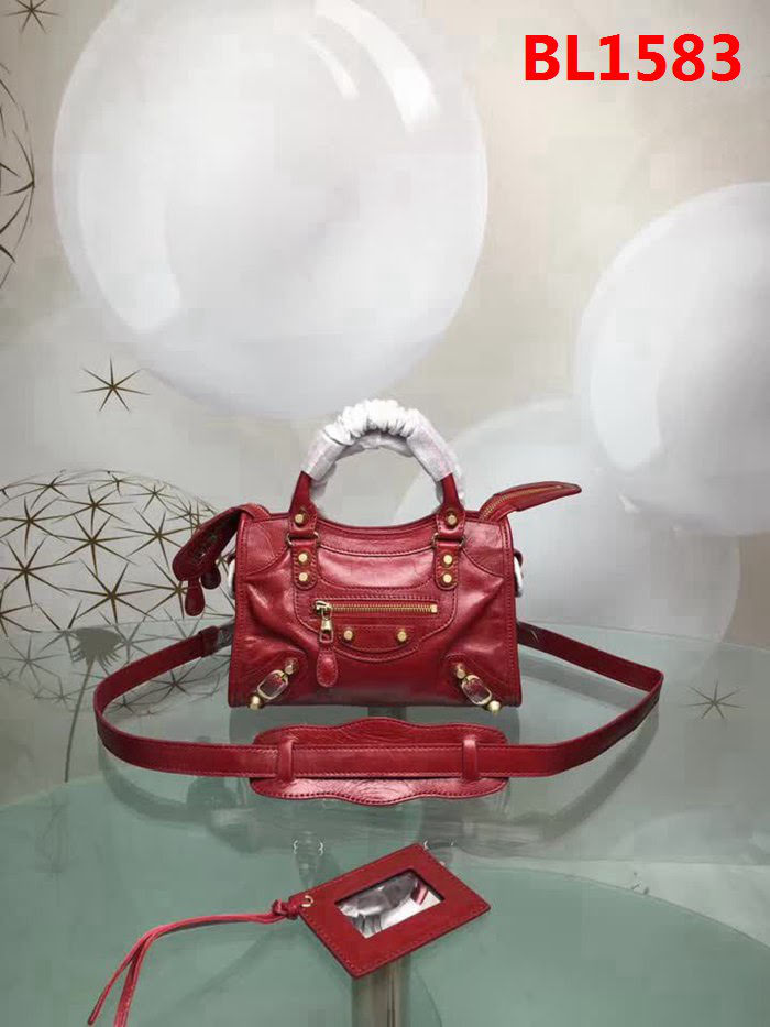 BALENCIAG巴黎世家 義大利進口 原版油蠟頭層牛皮 香皮小銀釘 時尚百搭 手提肩背斜挎包  BL1583