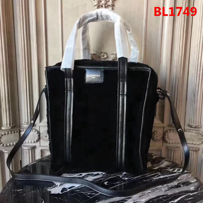 BALENCIAG巴黎世家 BALENCIAGA BAZAR 羊羔毛 手提肩背包  BL1749