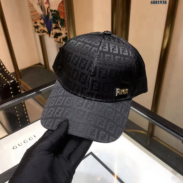 FENDI芬迪 火爆款 時尚棒球帽 男女同款 6881938 LLWJ5768