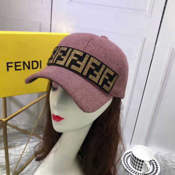 FENDI芬迪 時尚百搭款 棒球帽 6881684 LLWJ6287