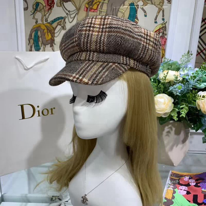DIOR迪奧 秋冬款 格子羊絨八角帽 LLWJ6301
