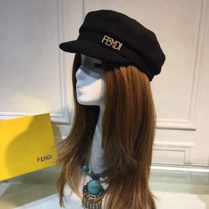 FENDI芬迪 秋冬新款 時尚百搭羊毛軍帽 LLWJ6863