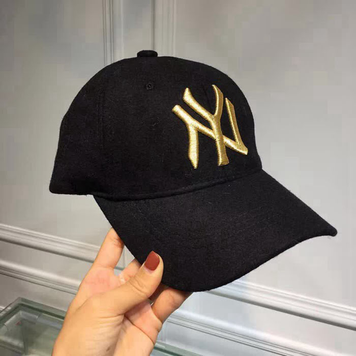NY 新款 專櫃同步 情侶款羊絨鴨舌帽 LLWJ7917