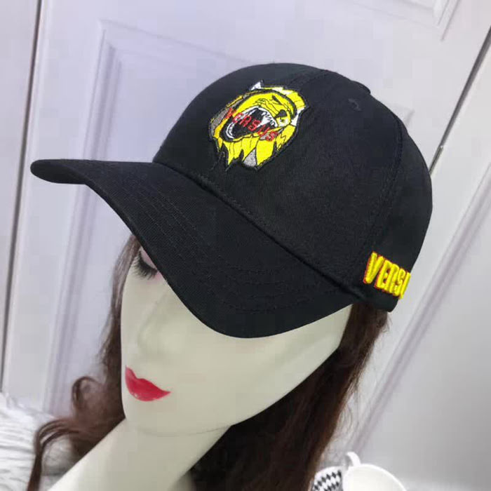 範思哲Versace 官網同步款 最新代購鴨舌帽 LLWJ8057