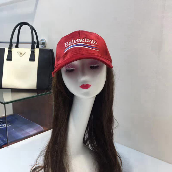 BALENCIAGA巴黎世家 原單刺繡LOGO款 時尚潮流燈芯絨棒球帽 LLWJ8590