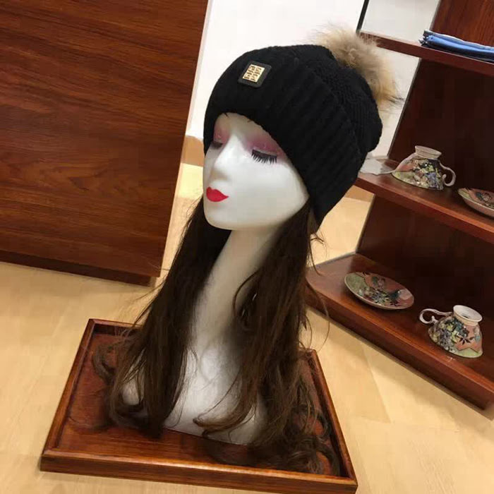 GIVENCHY紀梵希 新款 保暖又時尚兔絨加羊絨圍巾帽子套裝 LLWJ8720