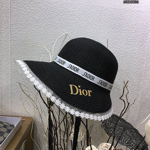 Dior女士帽子 迪奧蕾絲邊吊帶盆帽草帽遮陽帽  mm1090
