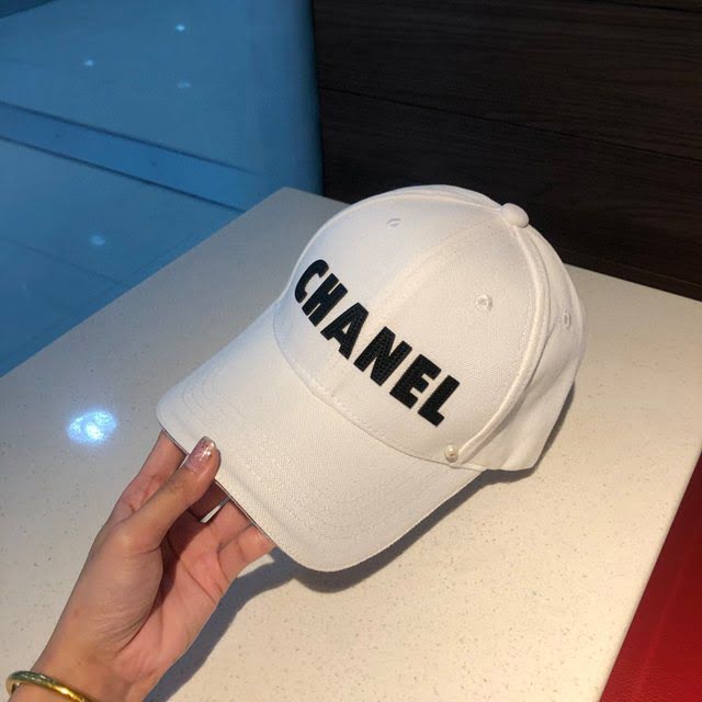 Chanel男女同款帽子 香奈兒經典字母黑白鴨舌帽棒球帽  mm1180